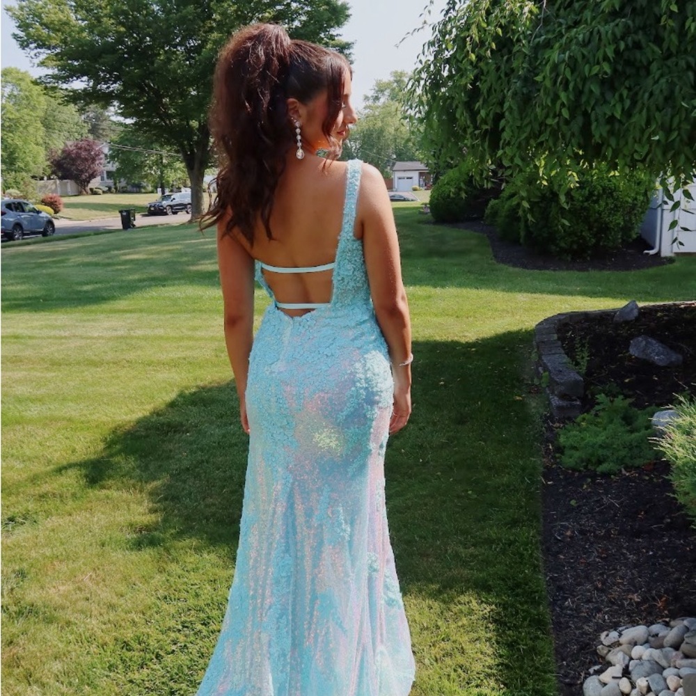 Sherri Hill size 4 aqua one shoulder prom dress